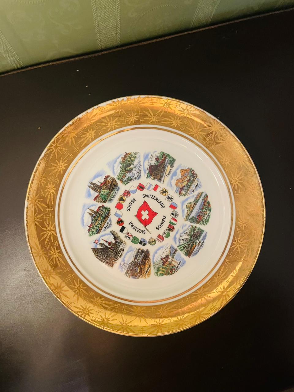 Vintage Suisse Switzerland Souvenir Wall Plate 10"