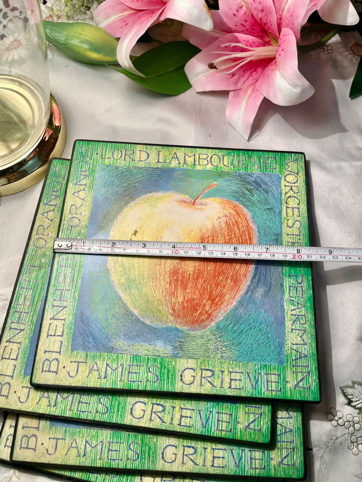 Vintage Apple Orchard Placemats 4-Piece Set 9 in