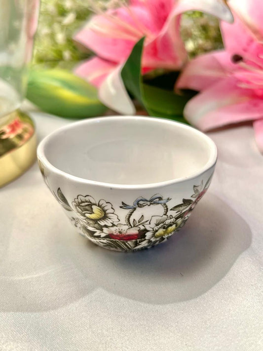 Old English Bouquet Floral Serving Bowl – Approx. 8 cm