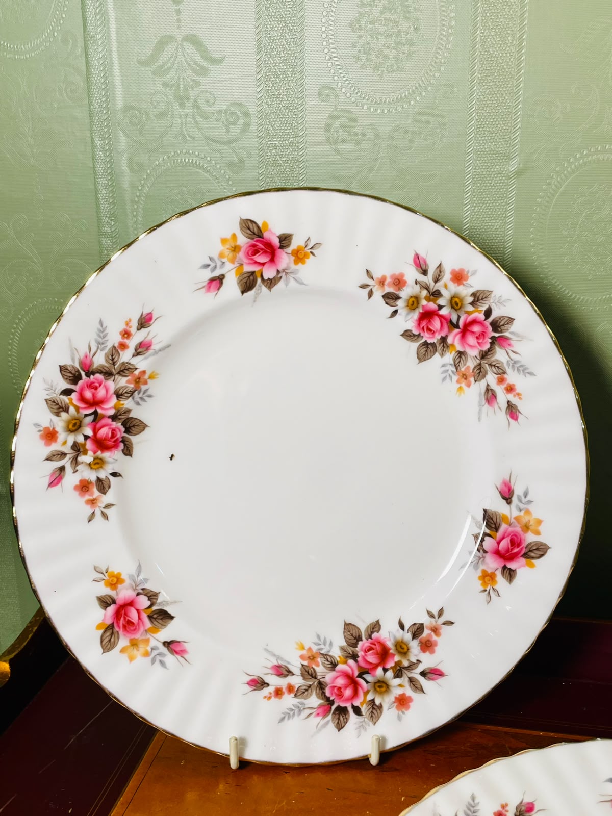 Richmond Bone China Pink Rose Dinner Plates 10" – Set of 4