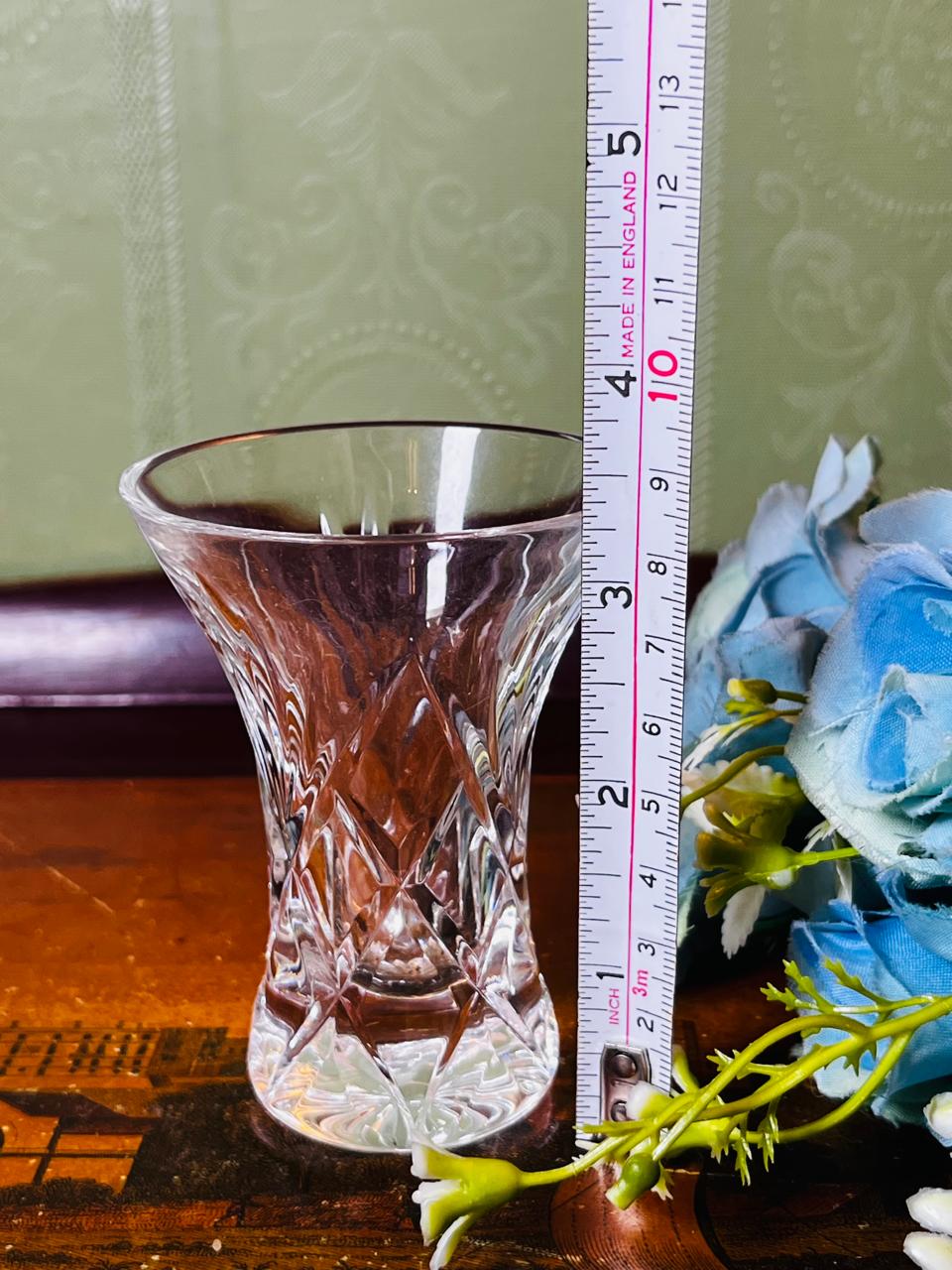 Clear Crystal Diamond-Cut Bud Vase – 10 cm