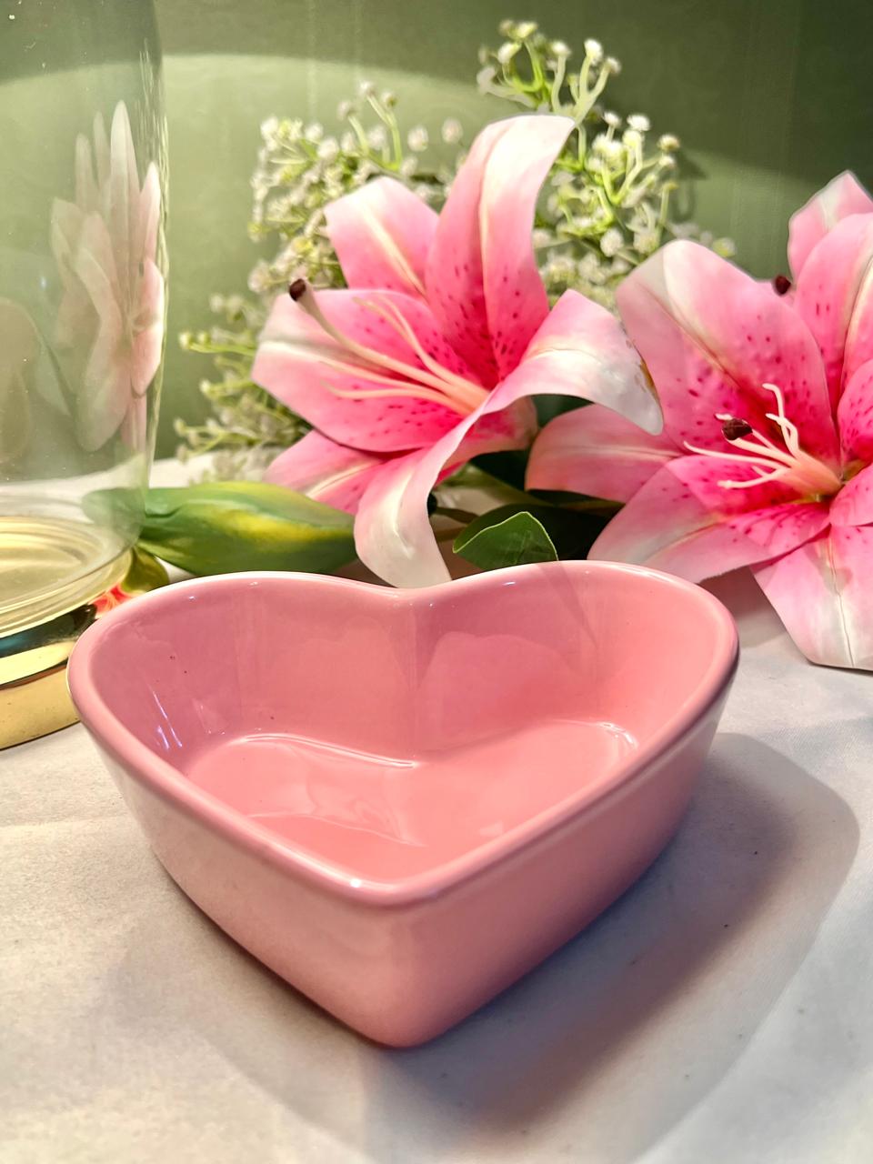 Pink Heart-Shaped Ceramic Serving Bowl – 5 Inch