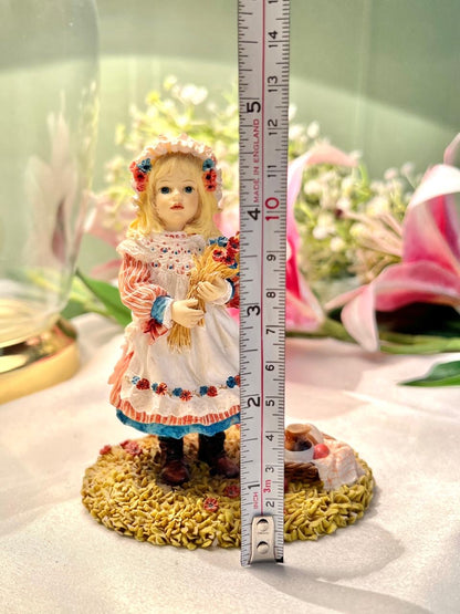 Girl with Flowers Figurine Red Blue Dress 11.5cm - 1 Piece