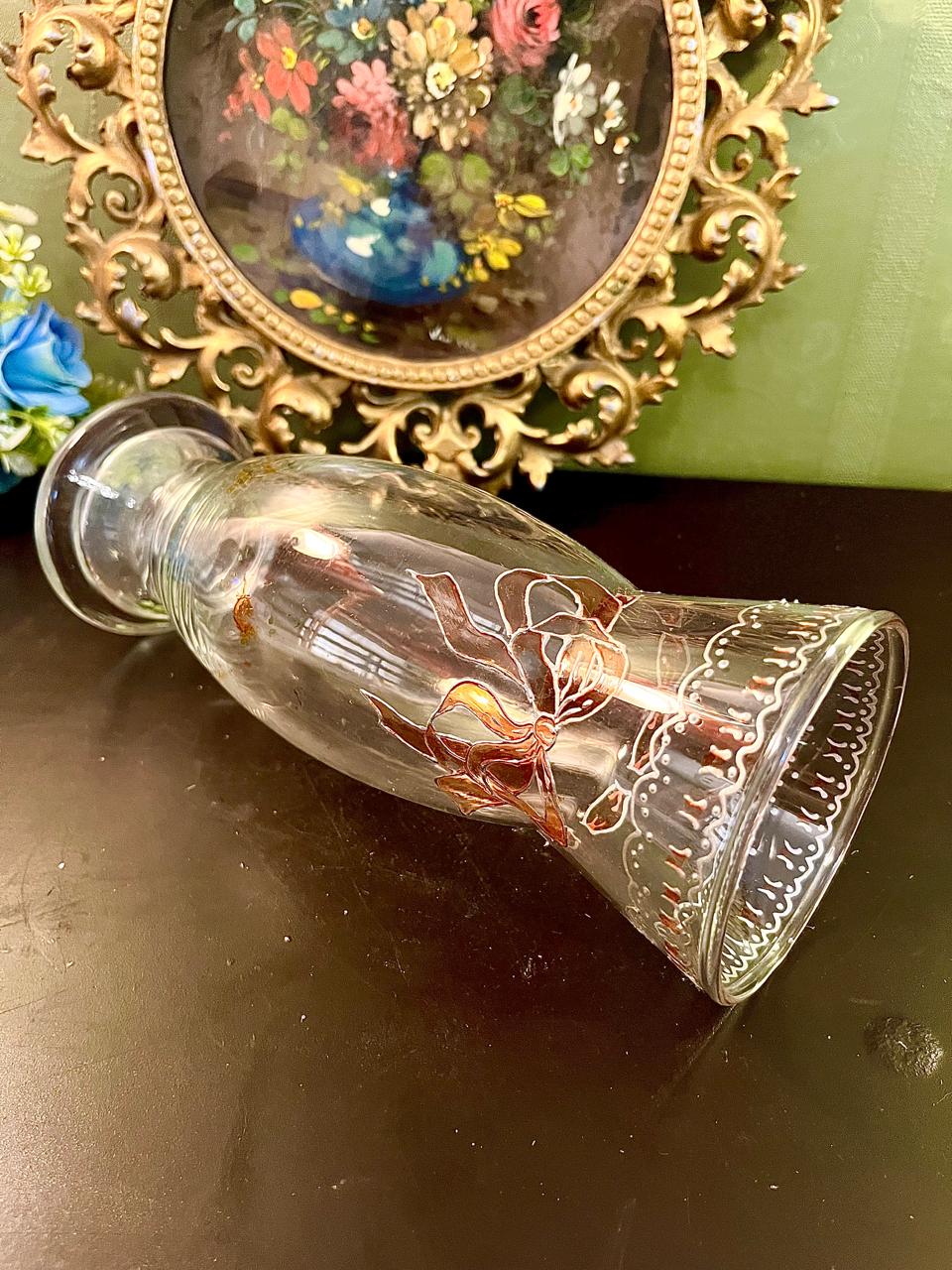 Clear Glass Bow Decorative Vase