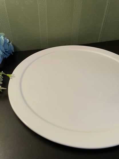 Large White Ceramic Serving Platter / Pizza Plater