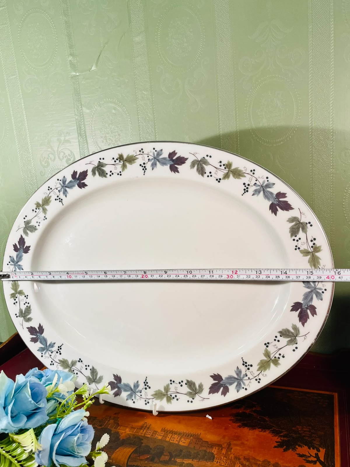 Royal Doultan Leaf Border Ceramic Serving Platter – 16 Inch