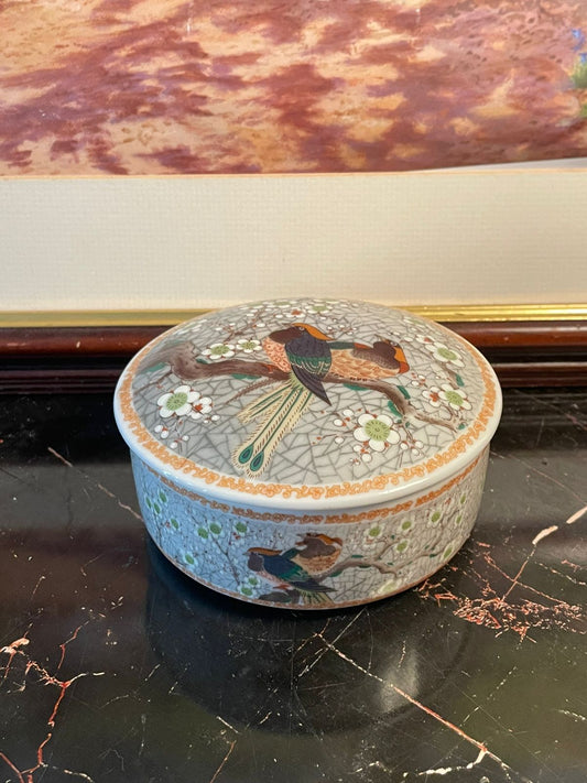 oriental trinket box, japanese porcelain box, hand painted bird design box, vintage keepsake holder, oriental jewelry box pakistan, asian art porcelain, rare thrift finds lahore, crackle glaze decorative box, curated vintage collection, oriental collectible crockery, heritage asian treasures