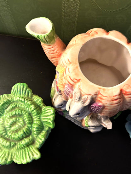 Vintage Rabbit Cottage Teapot