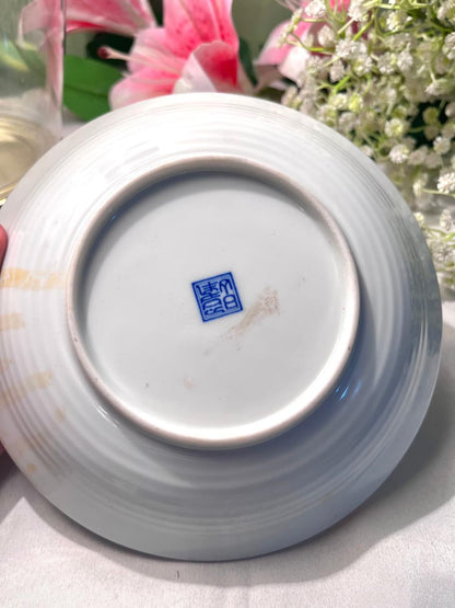 Blue Floral Porcelain Serving Bowl with Geometric Rim – 17 cm