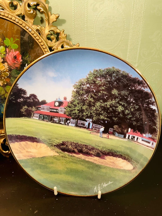 The 18th at Sunningdale Golf Course Porcelain Decor Plate – A.G. Hobson