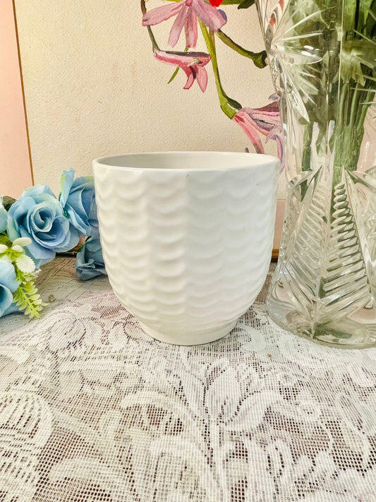 Vintage White Textured Ceramic Planter – 5 Inch