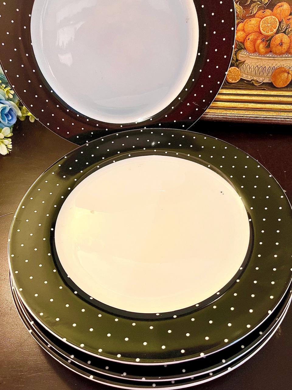 Set of 4 Black Polka Dot Dinner Plates – Ceramic Tableware