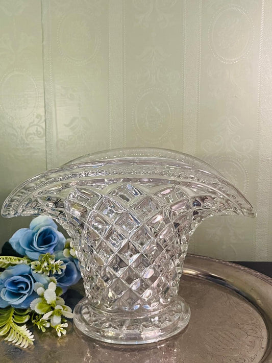 Large Pressed Crystal Footed Centrepiece Bowl 26 cm Diamond Pattern