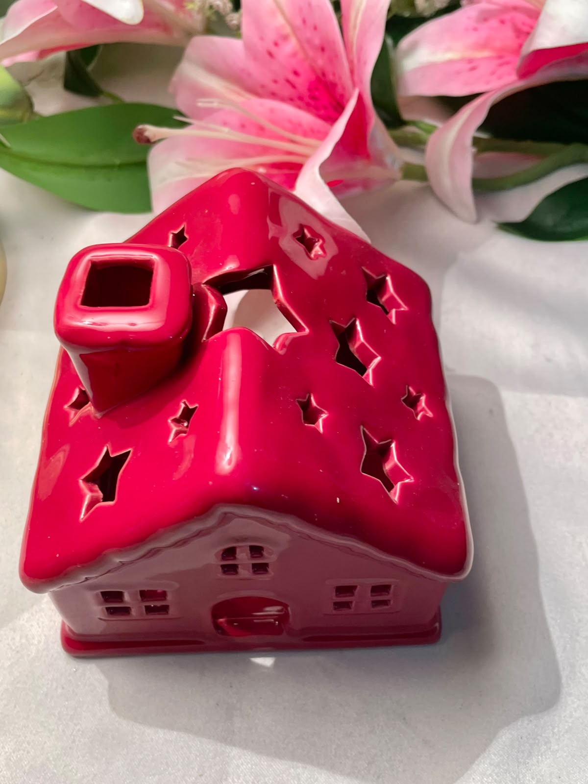 Red Ceramic House Ornament Buner 4.5 Inch