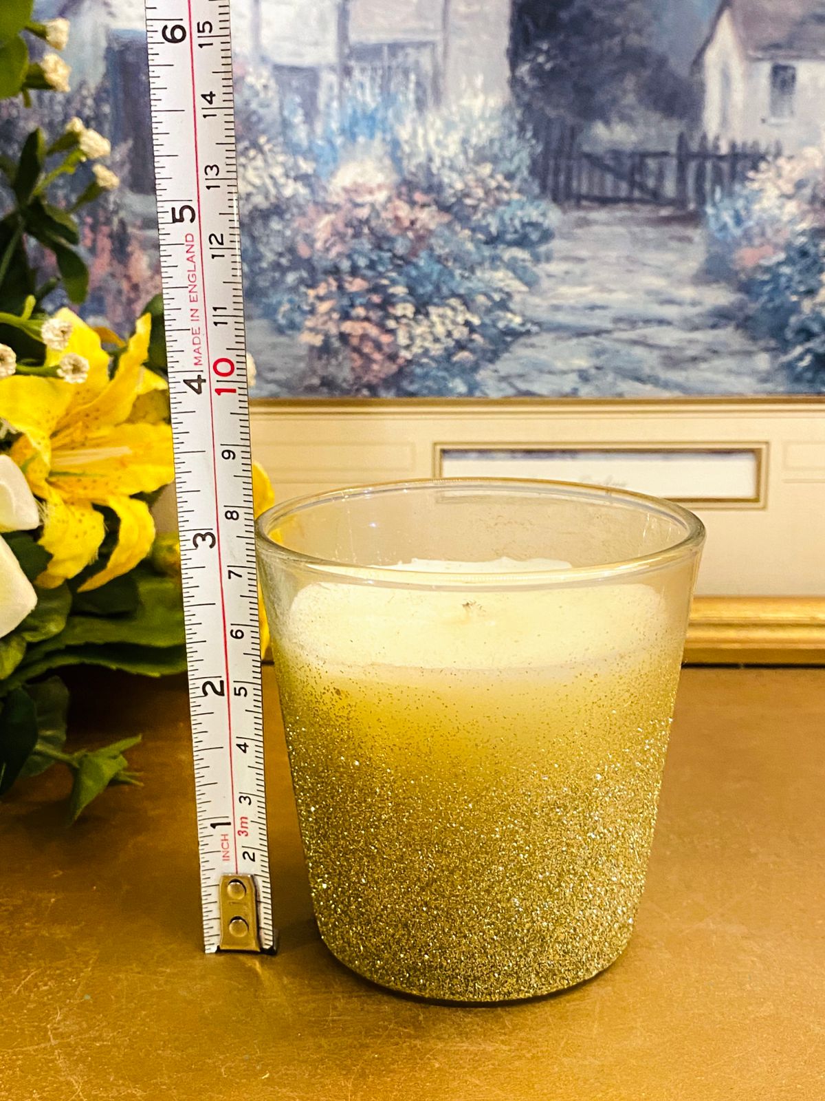 Gold Glitter Glass Candle – Elegant Festive Home Décor