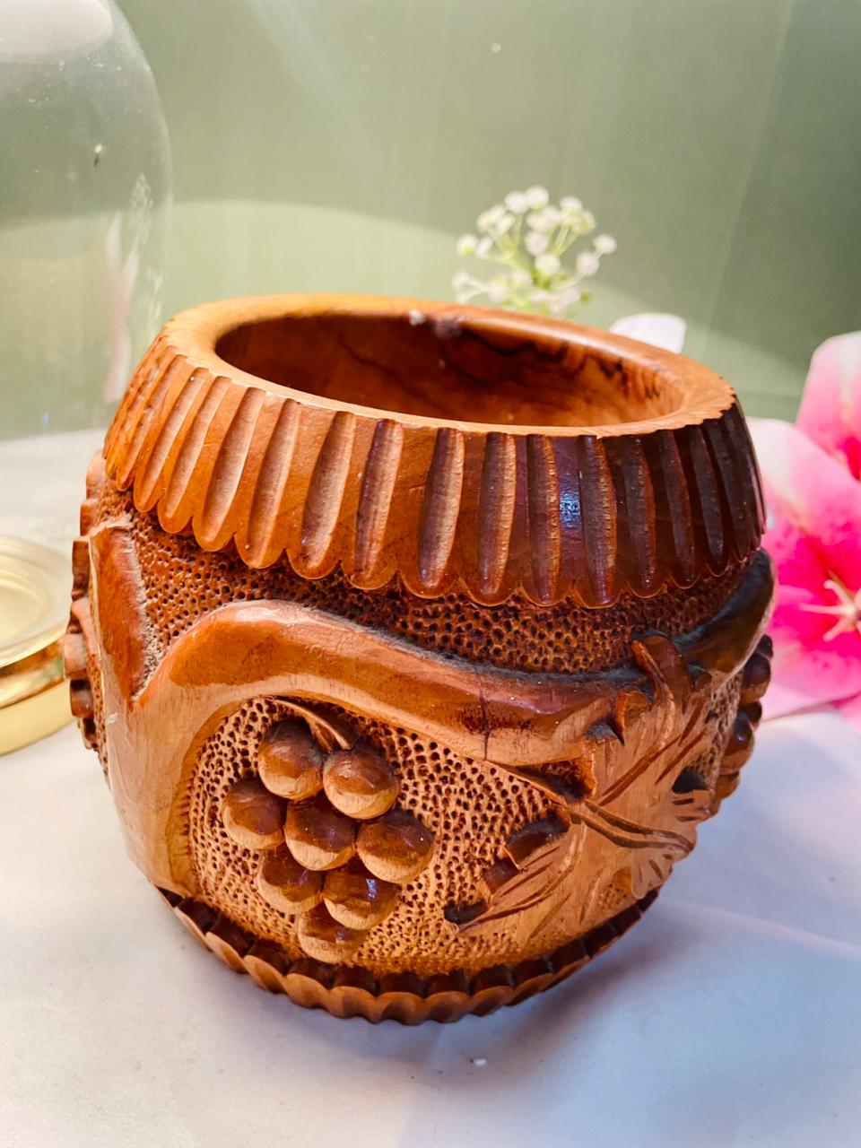 Carved Wooden Grape & Leaf Decorative Planter 6 in