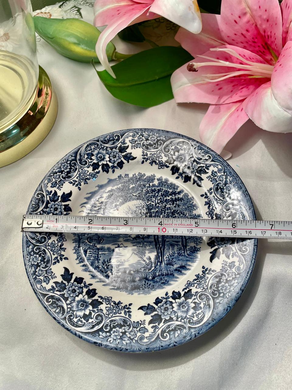 Broadhurst Blue & White Ironstone decorative Plate 6.5 in