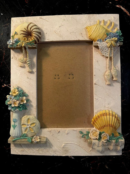 Vintage Coastal Shell Photo Frame Shabby Chic Decor