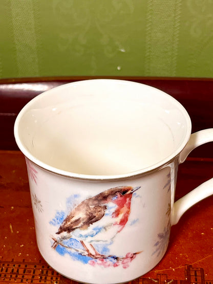 Jennifer Rose Winter Robin Fine China Mug – Lesser & Pavey Watercolour Bird Christmas Mug
