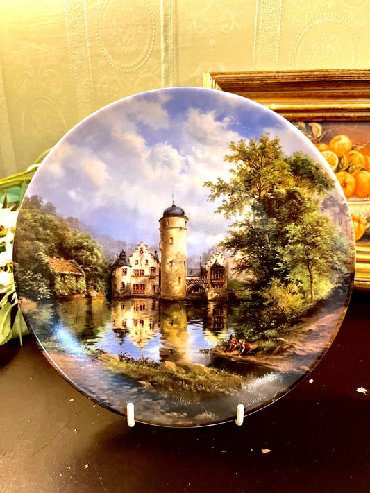 Königl. Priv. Tettau Dreamed Water Castle Collector Plate 1988