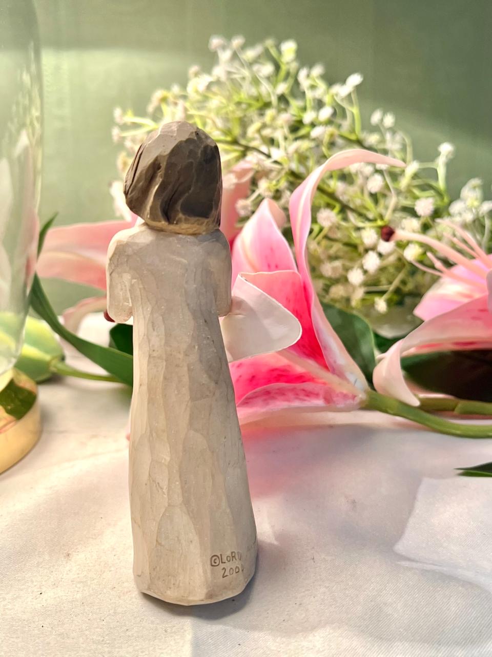 Praying Angel Figurine Neutral Beige 13cm
