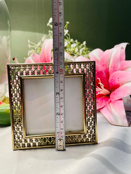 Vintage Gold Lattice Photo Frame – 4 Inch