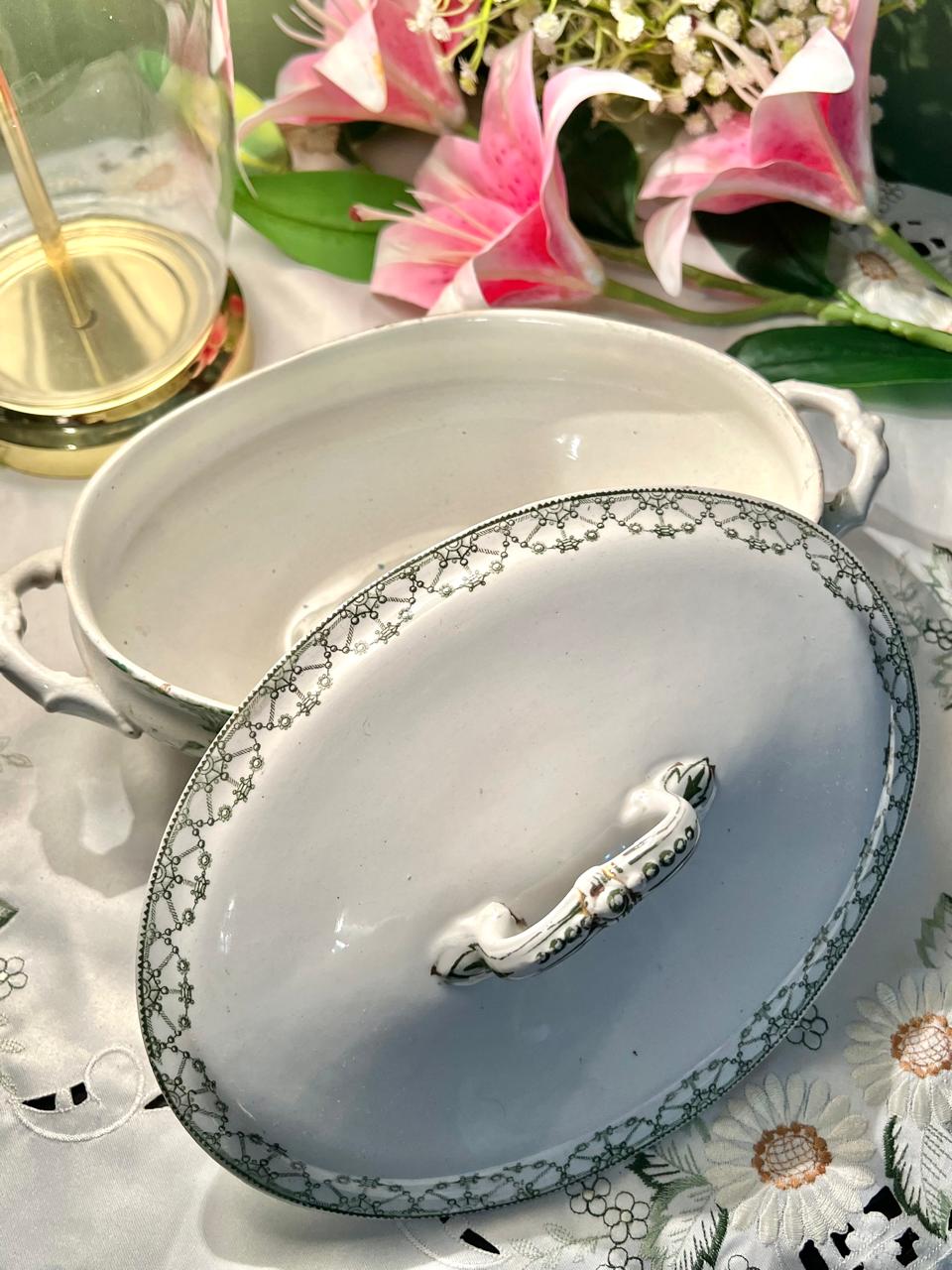 Green Floral Lidded Serving Tureen 2-Piece 26cm