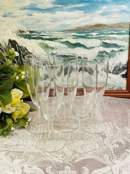 Set of 5 French Champagne Flutes Vintage Glassware