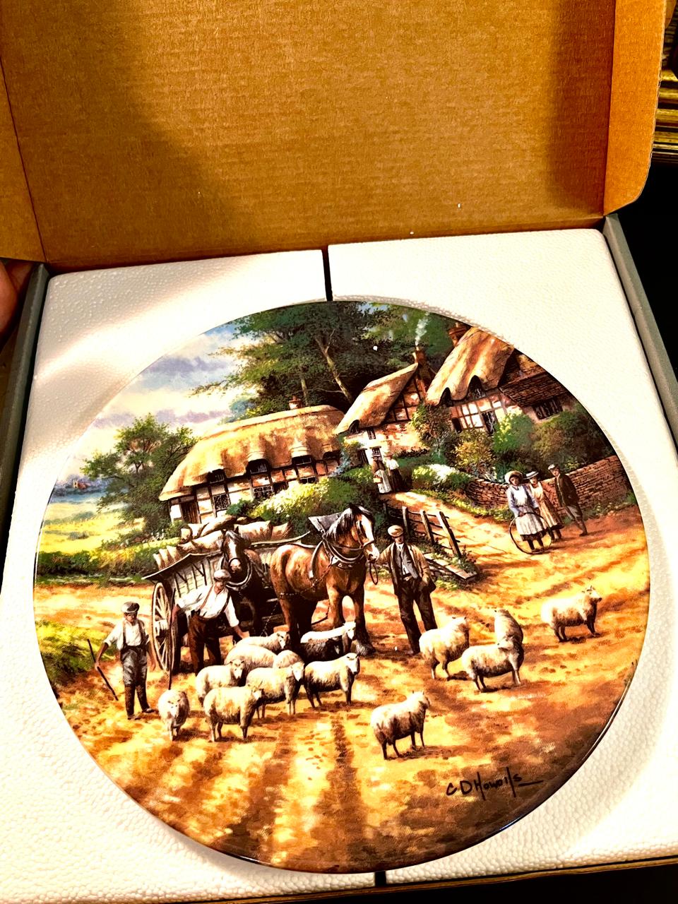 Vintage English Sheep Village Collector Plate 20 cm Boxed