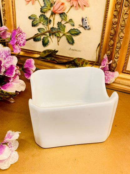 Olympia White Ceramic planter