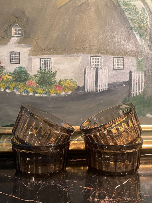 #vintageglass #amberramekins #retrotableware #vintagehomepakistan #sunsetkitchen #kitchencollection #vintagefinds #dessertbowls #cottagecoredecor #aesthetickitchen #homedecorpakistan #classicvibes #tablescapestyling #pakistanvintage #sunsetshop