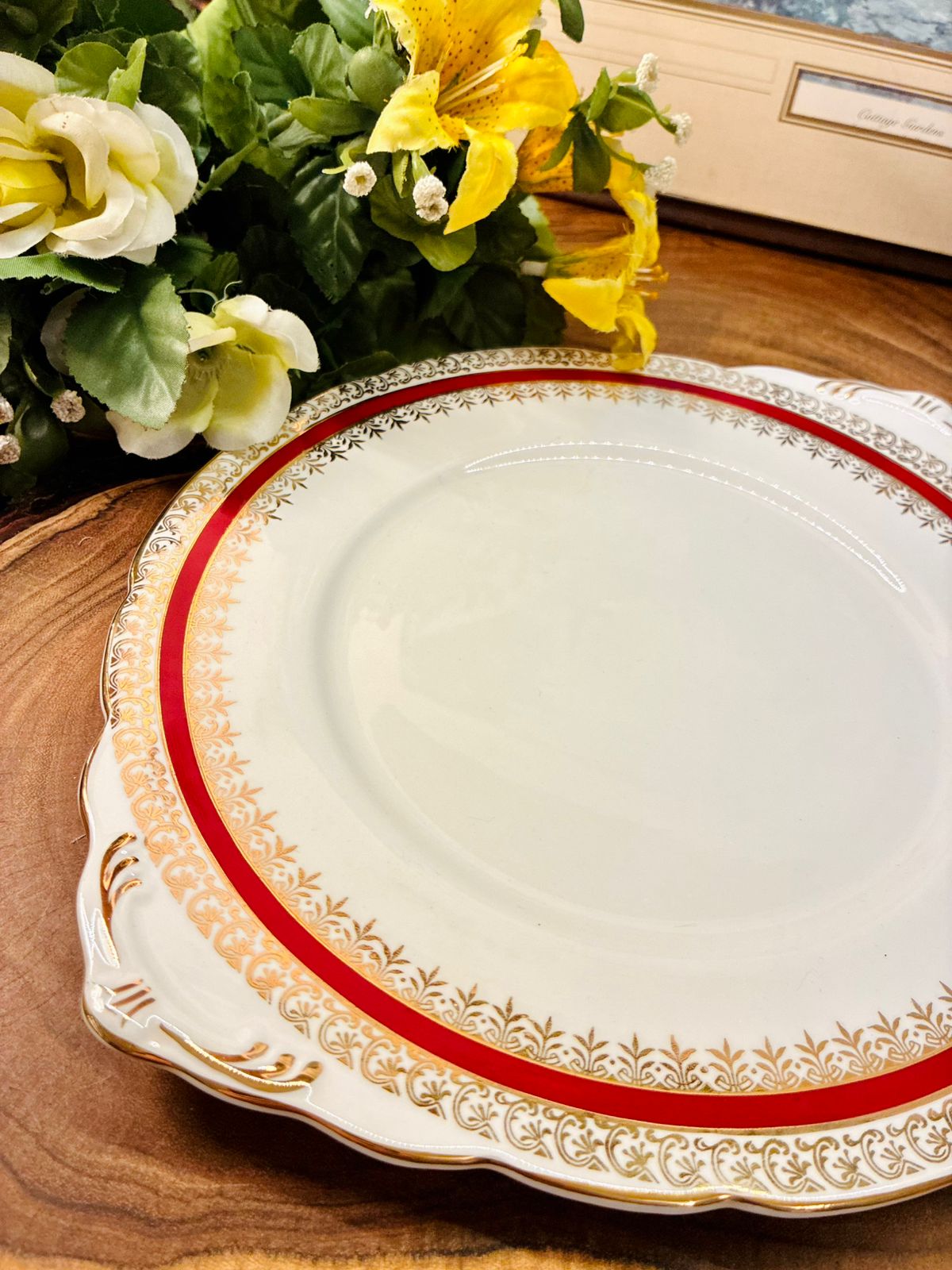 Salisbury Sarum Bone China Cake Platter