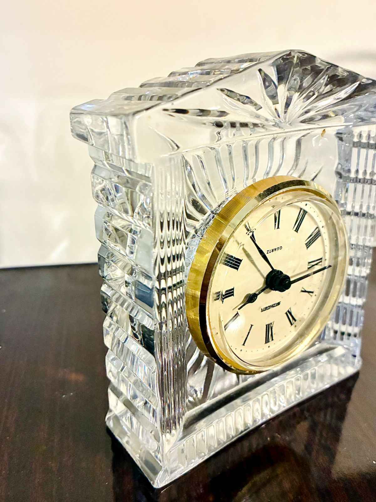 Vintage Crystal Table Clock – Decorative Glass Clock with Roman Numera ...