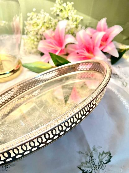 Queen Anne Silver Oval Serving Tray Engraved 36 cm