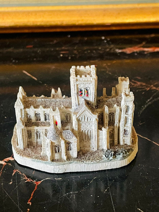 Cottage (House) for Home Decor, Stoneware, Garden Decor, Miniature