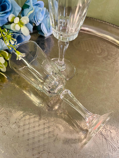 Vintage Crystal Champagne Glass Pair – 15 cm Faceted Stem