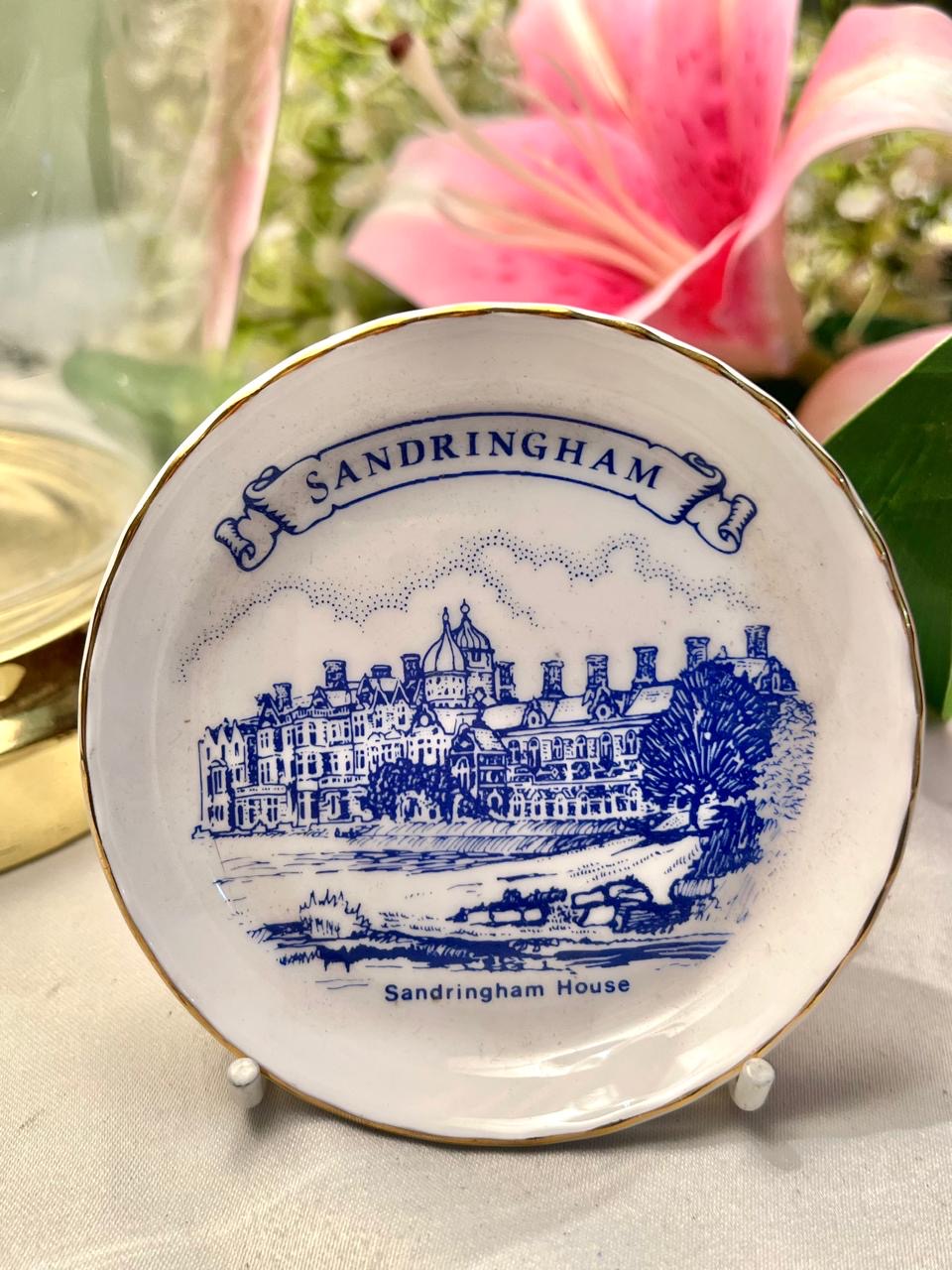 Pyramid Pottery Sandringham House Decorative Plate 3.5 in