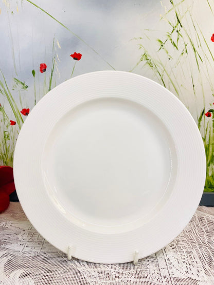 Dudson Fine China White Medium Plates Set