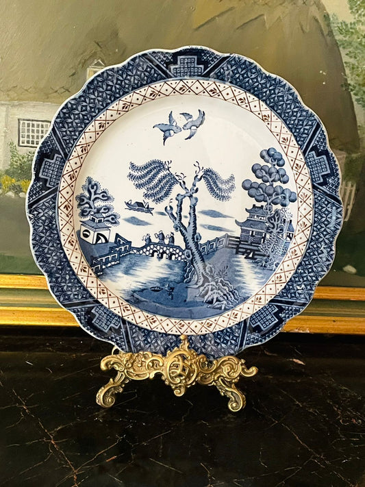 Elegant Blue Pottery Plate by Real Old Willow England – 8 to 9 Inch Vintage Collectible