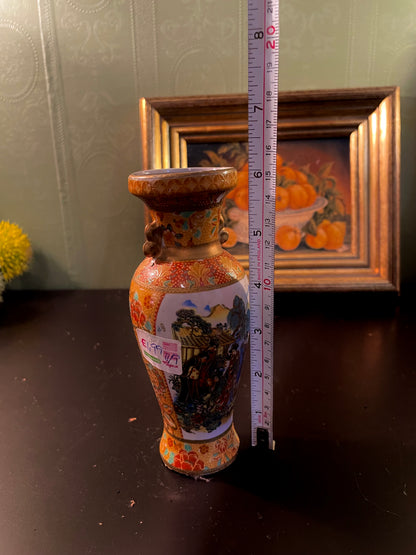Vintage Japanese Satsuma-Style Vase – 6 Inch