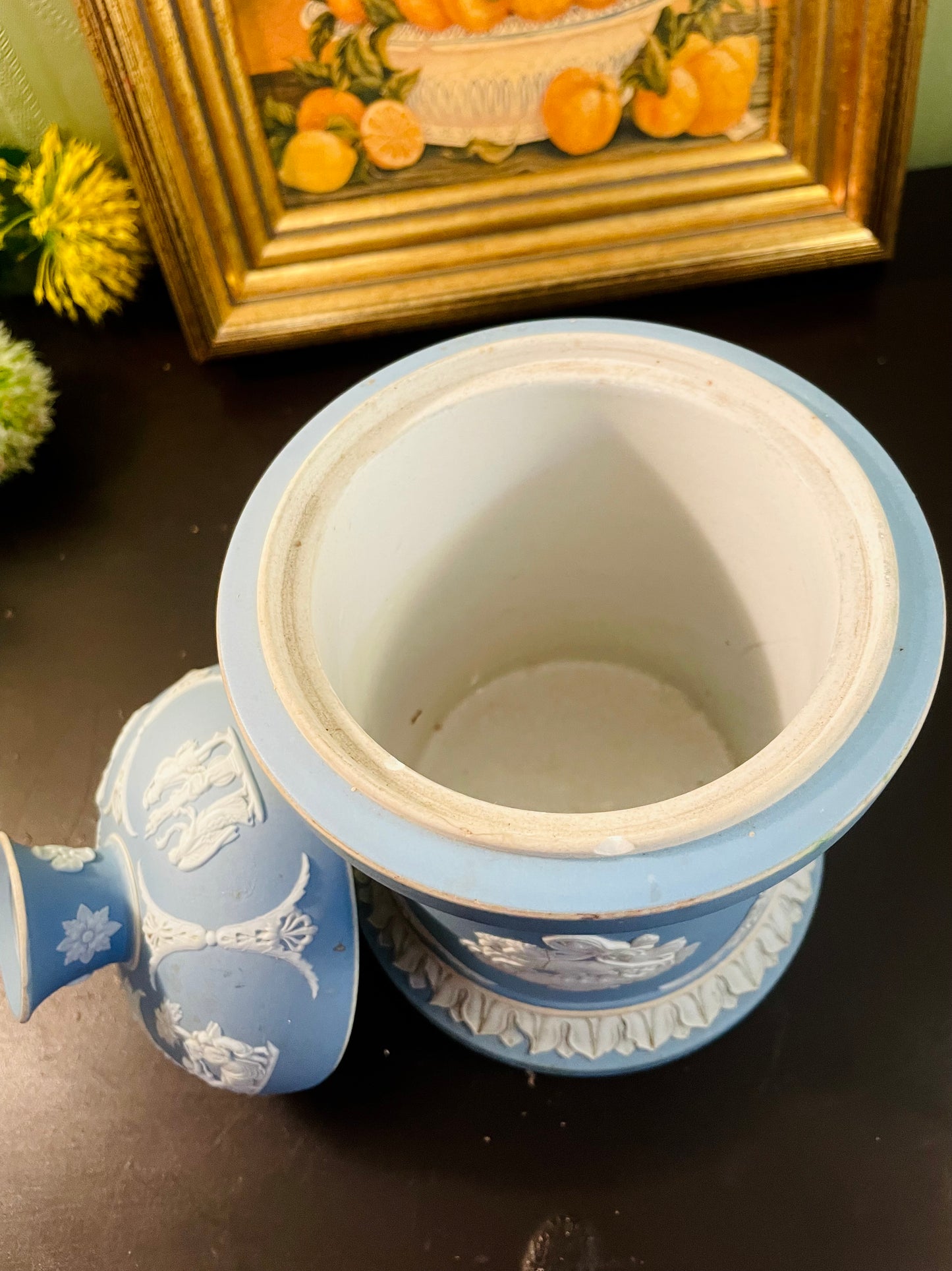 Antique Large Wedgwood Blue Jasperware Lidded Jar – 18 cm