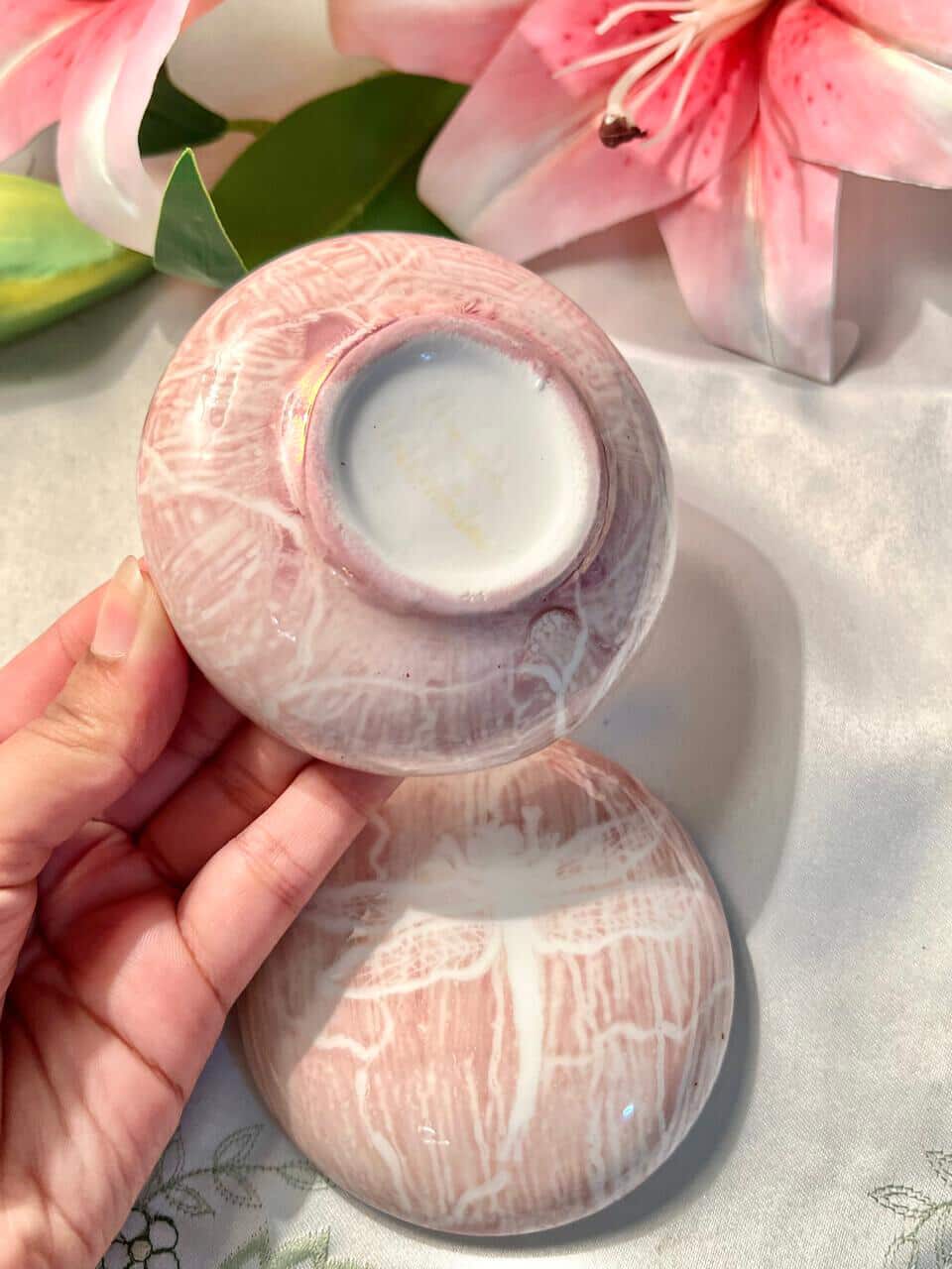 Vintage Pink Cream Ceramic Trinket Box Approx 8 cm