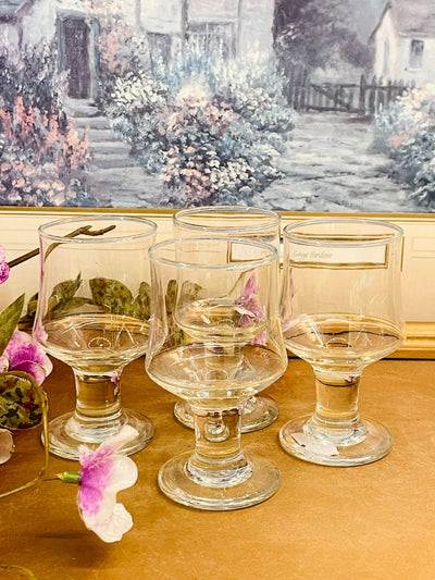 Set of 4 - Vintage Pedestal Glass Goblets  – Minimal Clear Drinkware
