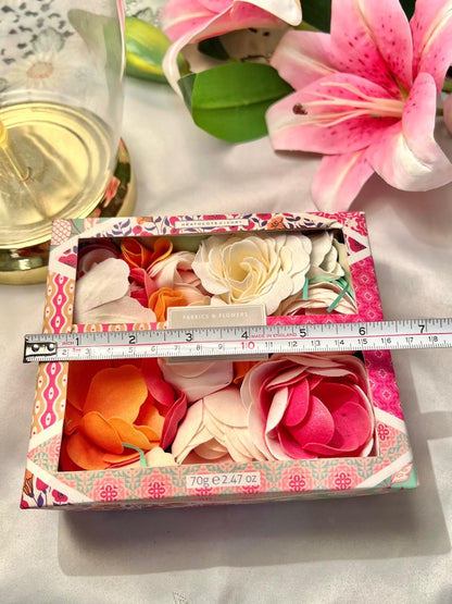 Vintage & Co Heathcote & Ivory Soap Flowers Gift Box 70g