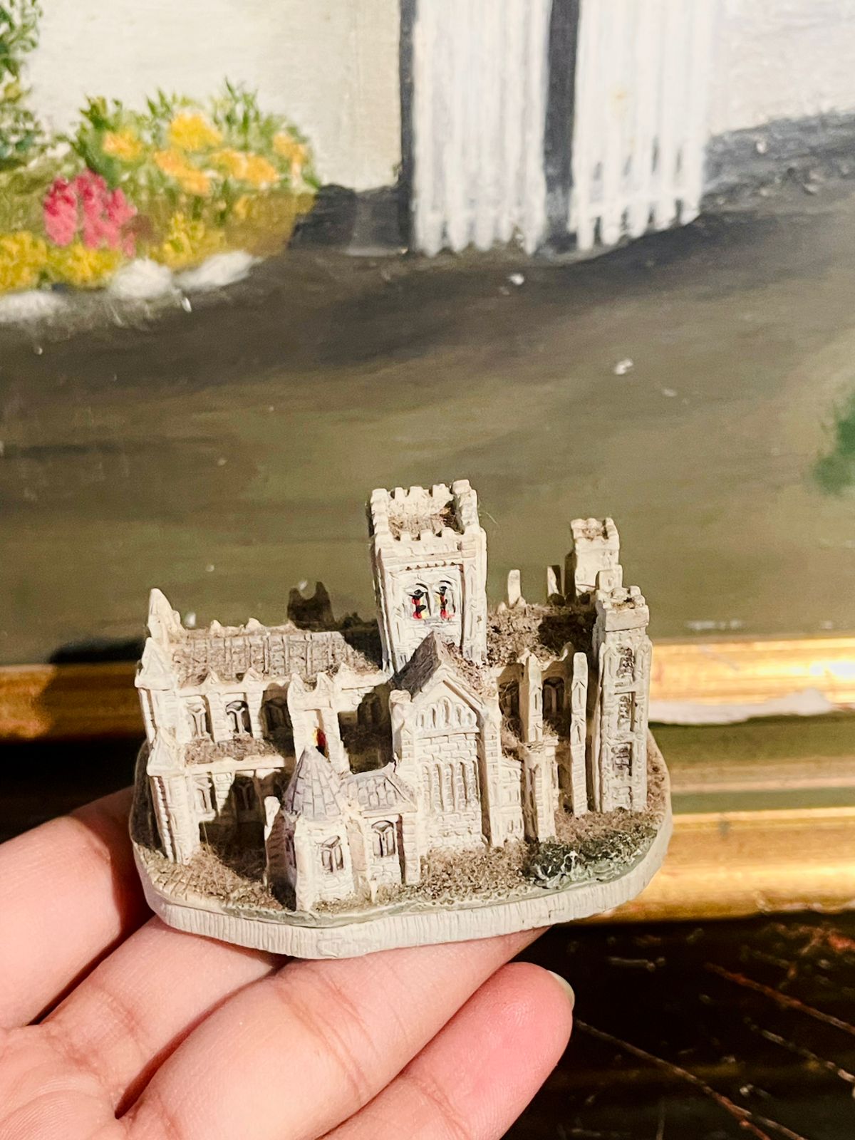 canterburycathedral, wingatescollection, englishminiature, heritageart, collectiblecastle, britisharchitecture, resinart, vintagecollection, homedecorpakistan, sunsetkitchen, sunsetshop