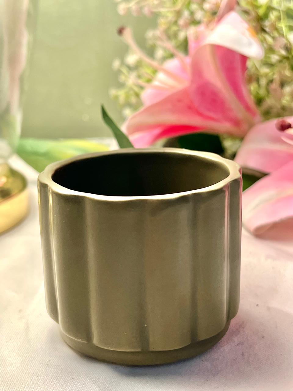 Olive Green Ribbed Ceramic Planter – Approx. 3 Inch
