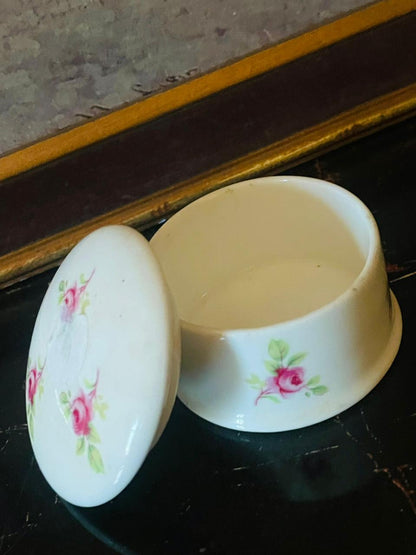 Vintage English Porcelain Trinket Box – Pink Rosebud Floral Design