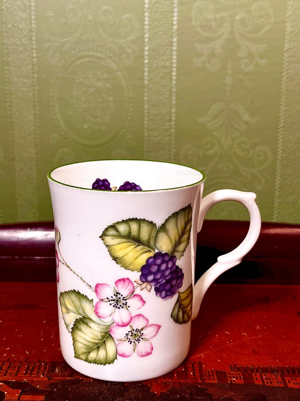Staffordshire England Blackberry Floral Fine Bone China Mug 4"