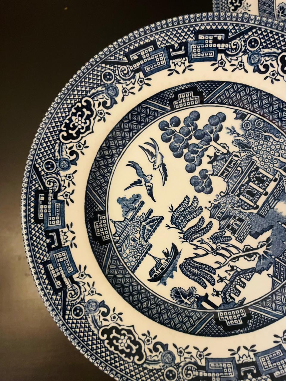 Vintage Willow Pattern Blue Plates Set of 2 6.5"