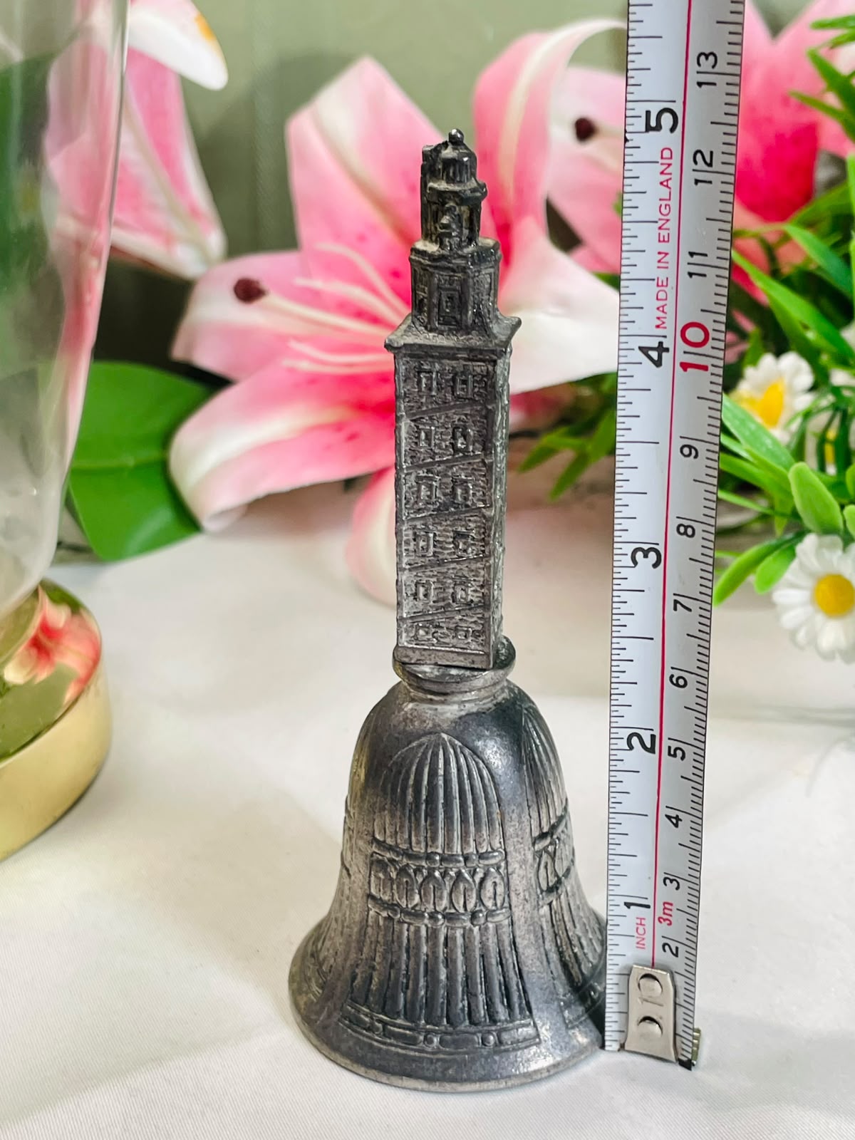 Silver-Tone Architectural Souvenir Bell – 12 cm
